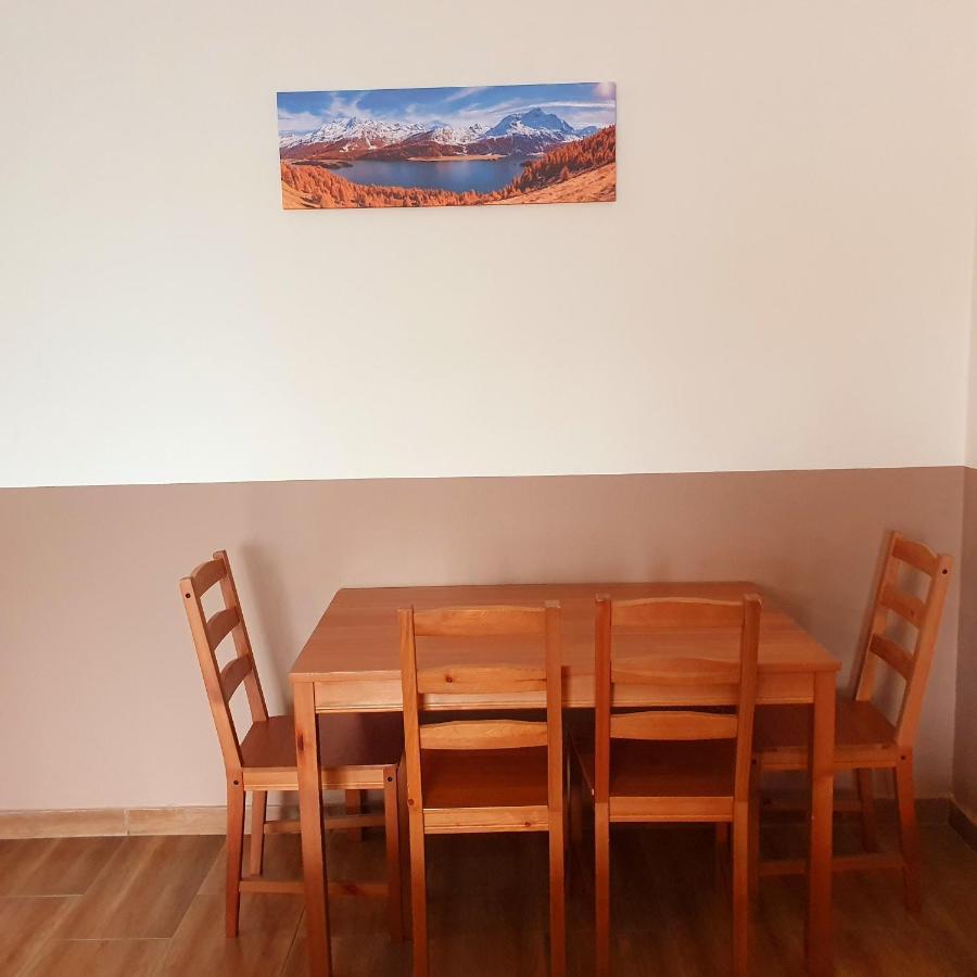 Airport Microstorepanzio Vecsés Dış mekan fotoğraf